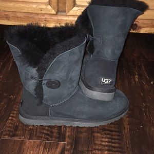 Black Ugg’s
